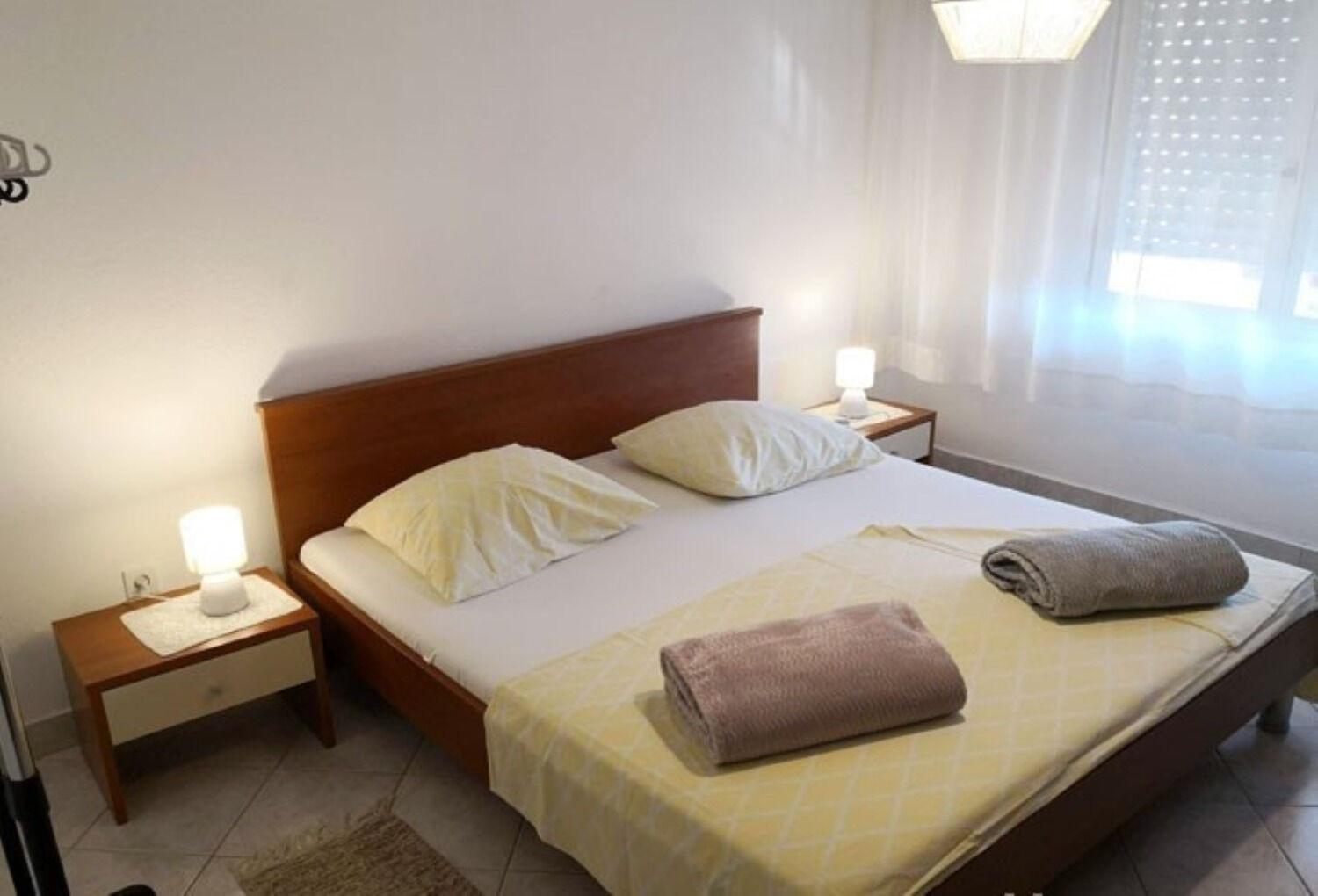 Ivan Apartma *