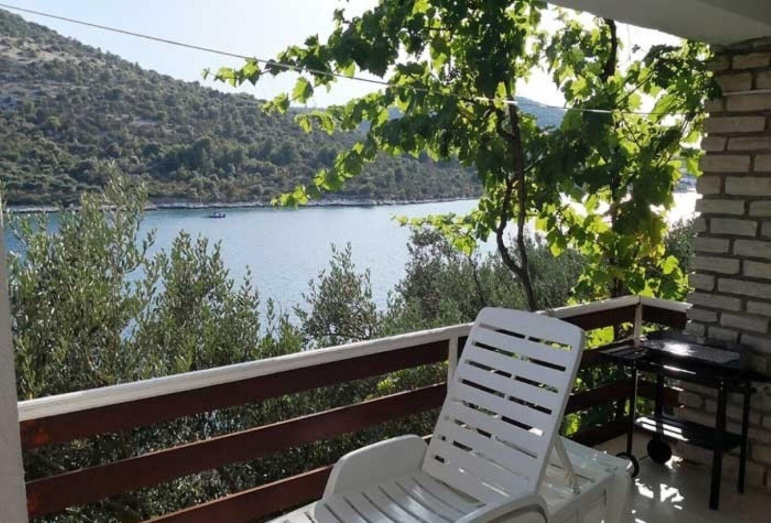 Ivan Apartment Vinisce
